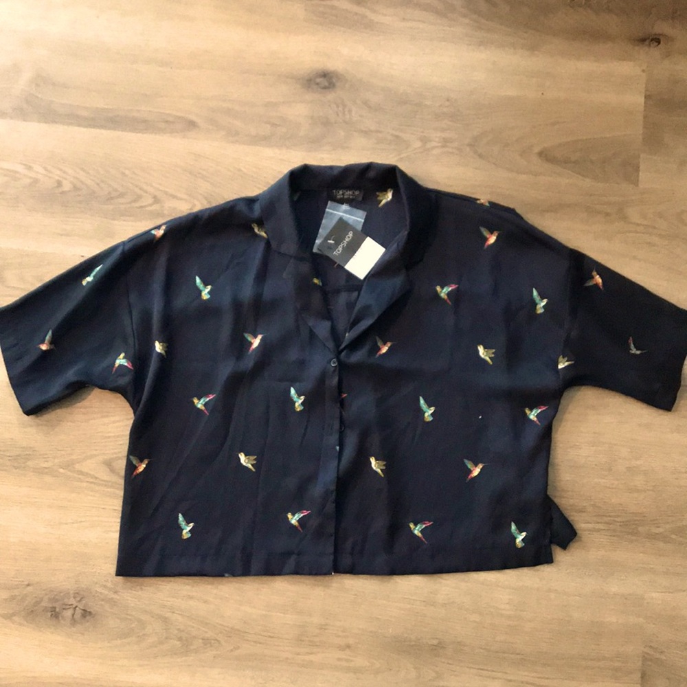TOPSHOP cropped black button up with Hummingbirds